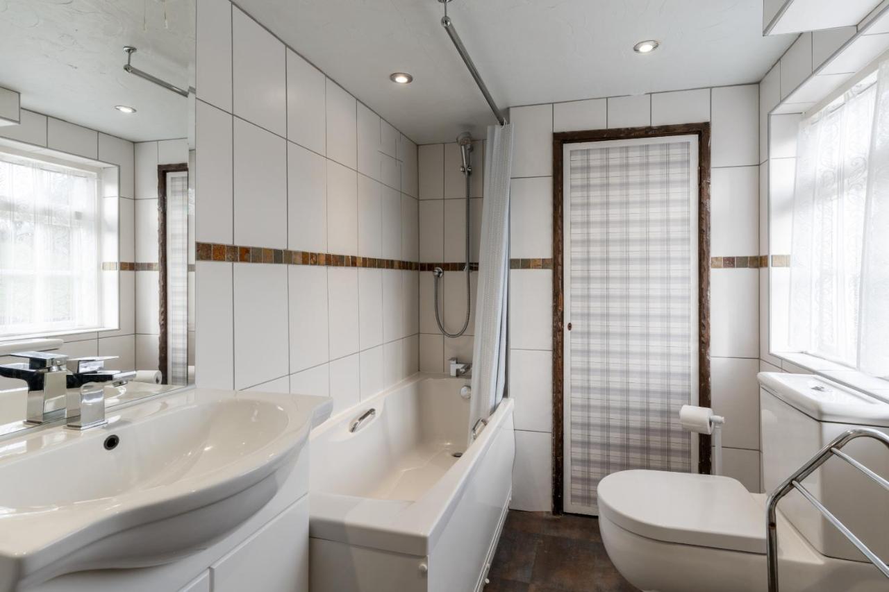 Finest Retreats - The Old Church House Inn Broadhempston 외부 사진