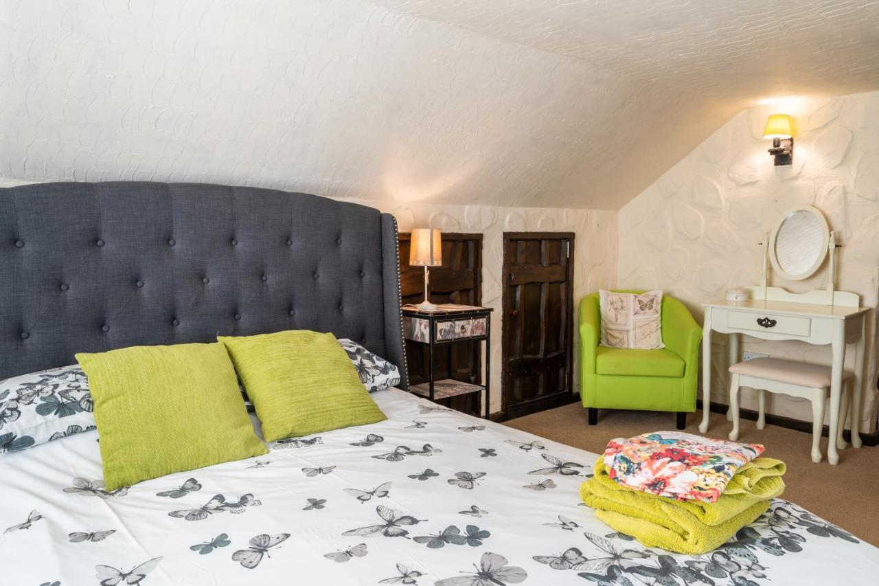 Finest Retreats - The Old Church House Inn Broadhempston 외부 사진