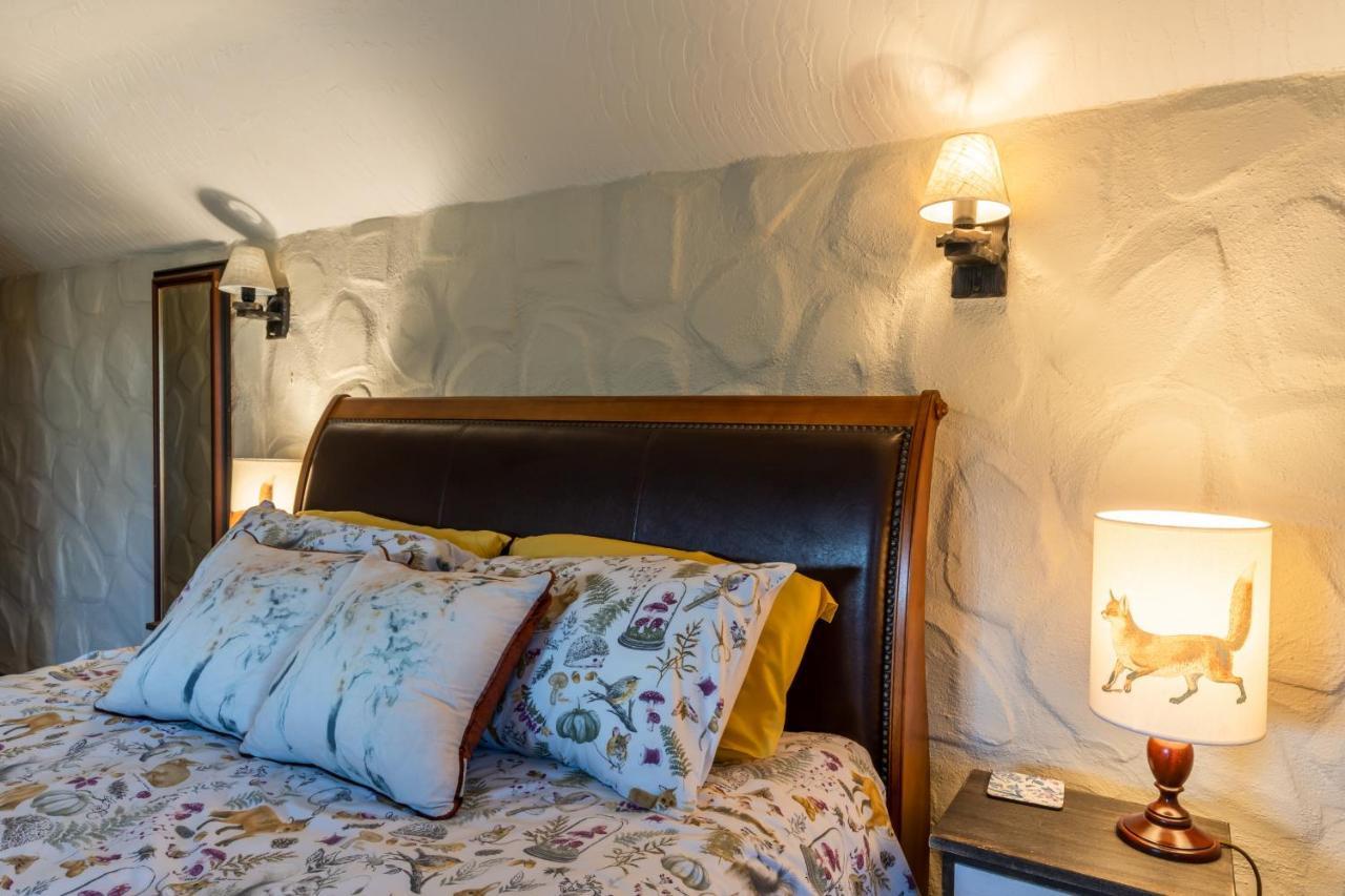 Finest Retreats - The Old Church House Inn Broadhempston 외부 사진